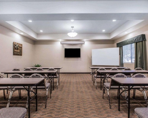 Quality Inn Rosemead image 13